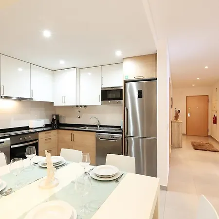 Appartement Light House With Swimming Pool