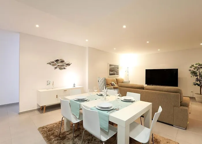 Light House With Swimming Pool * Nazaré