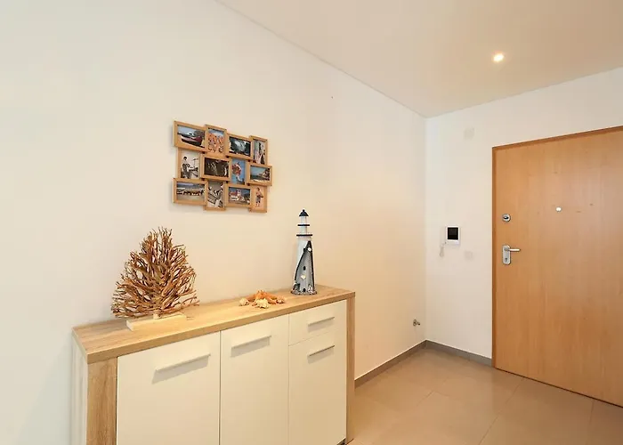 Light House With Swimming Pool * Nazaré