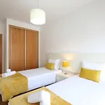 Light House With Swimming Pool *