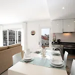 Apartment Light House With Swimming Pool *