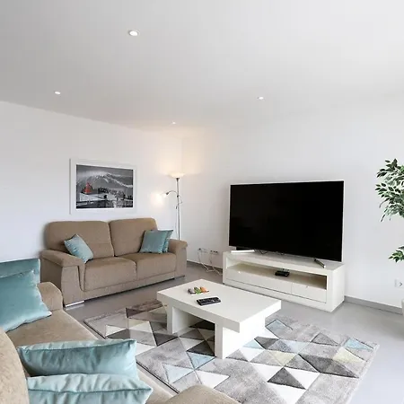 Apartment Light House With Swimming Pool Nazare