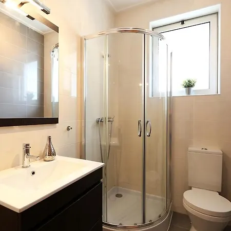 Light House With Swimming Pool Apartament Nazaré