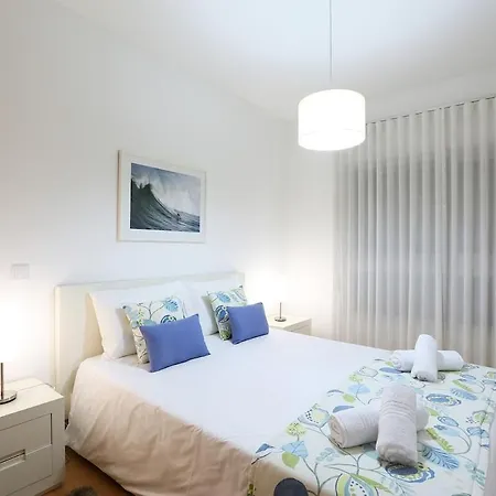 Light House With Swimming Pool Apartment *