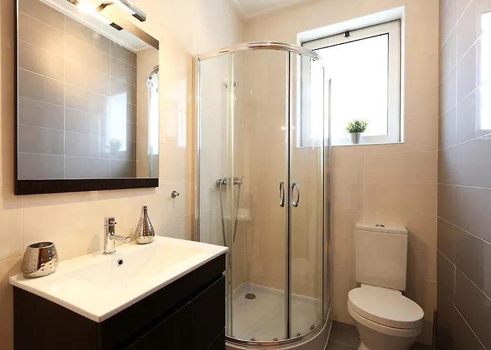 Light House With Swimming Pool Apartament Nazaré